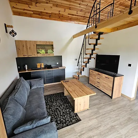 Nad Jeziorem Holiday home Siemczyno