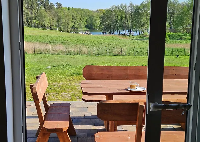 Nad Jeziorem Сasa de vacaciones Siemczyno